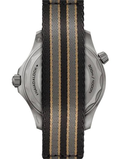 Omega 007*** Edition Seamaster Diver 300M 42 mm, titanio su cinturino NATO 210.92.42.20.01.001 - immagine 2
