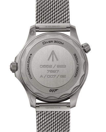 Omega 007*** Edition Seamaster Diver 300M 42 mm, titanio su titanio 210.90.42.20.01.001 - immagine 2