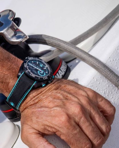 Omega “ETNZ” Deep Black Seamaster Planet Ocean 600M 45,5 mm, ceramica nera su cinturino in caucciù 215.92.46.51.01.003 - immagine 3