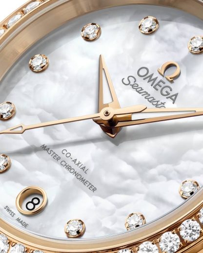 Omega Novità Seamaster Aqua Terra 150M 30 mm, oro Moonshine™ su oro Moonshine™ 220.55.30.20.55.001 - immagine 3