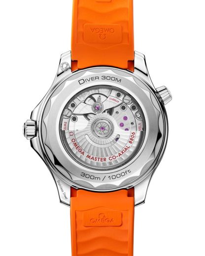 Omega Novità Seamaster Diver 300M 42 mm, acciaio su cinturino in caucciù 210.32.42.20.01.006 - immagine 2