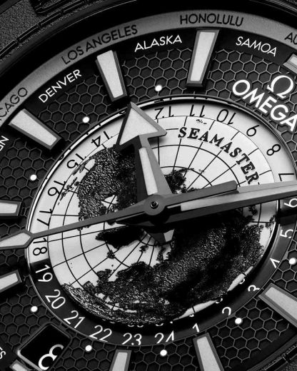 Omega Novità Seamaster Planet Ocean 600M 45,5 mm, ceramica nera su cinturino in caucciù 215.92.46.22.01.007 - immagine 3