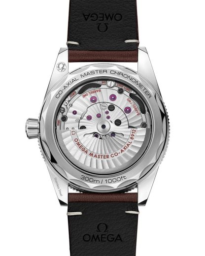 Omega Seamaster 300 41 mm, acciaio su cinturino di pelle 234.32.41.21.01.001 - immagine 2