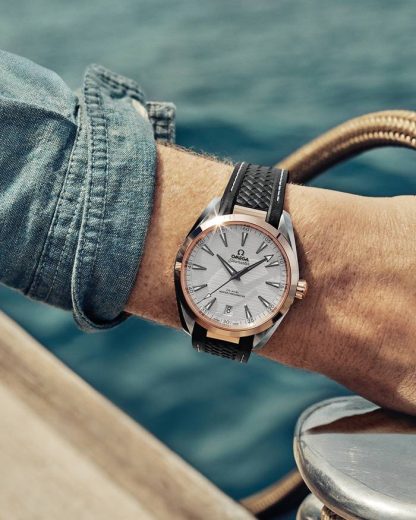 Omega Seamaster Aqua Terra 150M 41 mm, acciaio-oro Sedna™ su cinturino in caucciù 220.22.41.21.02.001 - immagine 4