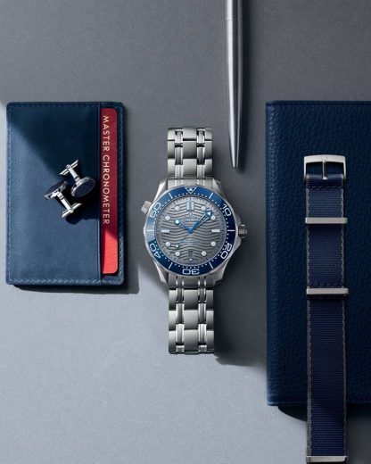 Omega Seamaster Diver 300M 42 mm, acciaio su acciaio 210.30.42.20.06.001 - immagine 3