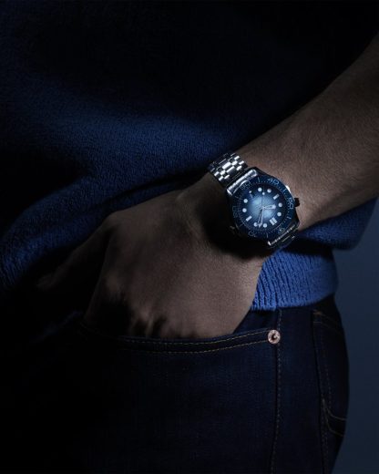 Omega Summer Blue Seamaster Diver 300M 42 mm, acciaio su acciaio 210.30.42.20.03.003 - immagine 4
